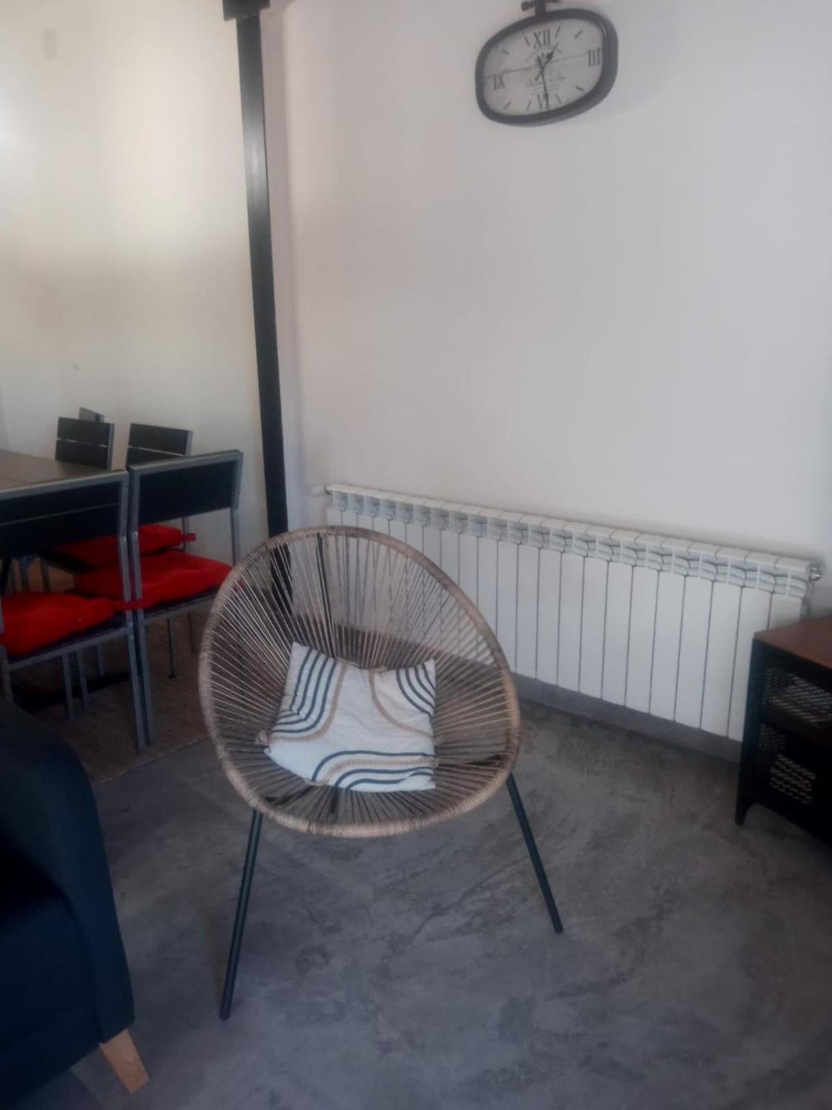 Casa Buscareta Apartment Montan Екстериор снимка